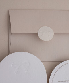 Geboortekaartje Estelle strikje letterpress 15
